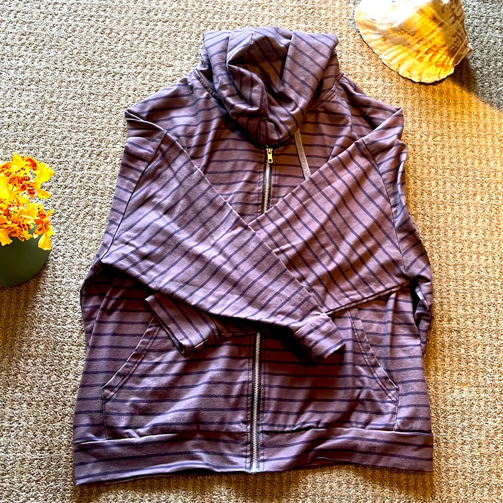 Dark Brown Black Zipper Jacket Cozy Never Worn SHEIN Aesthetic Cute Size L
